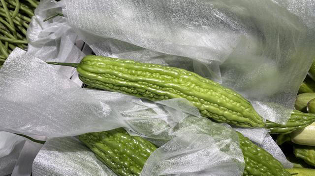 夏季要忌嘴，吃凉不吃寒！建议“少吃2瓜多吃4菜”，营养多元化