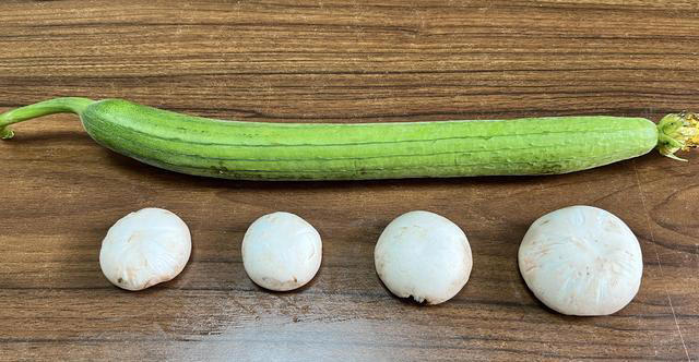 夏季要忌嘴，吃凉不吃寒！建议“少吃2瓜多吃4菜”，营养多元化